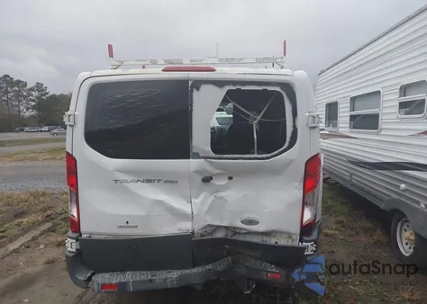 2015 Ford Transit-250 z USA, uszkodzony, nr VIN 1FTNR1ZG8FKA78492